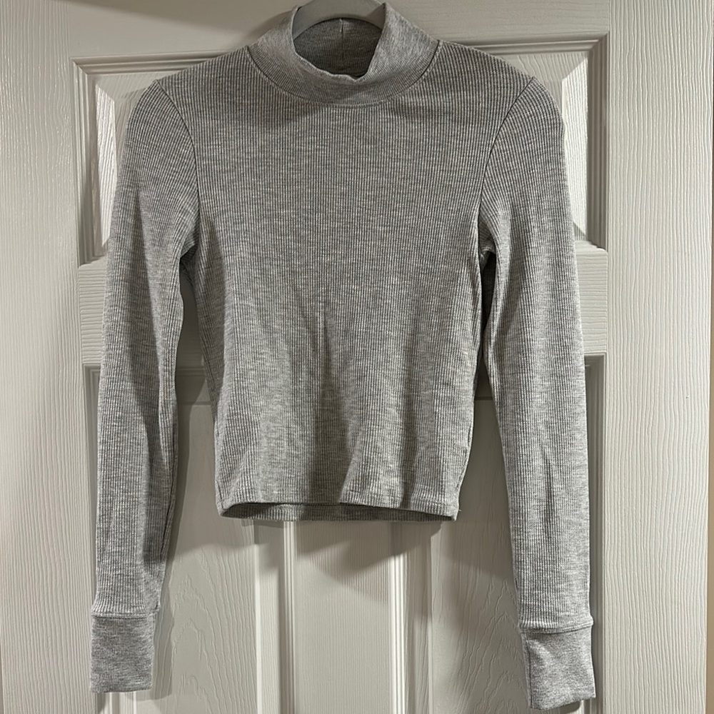 Gray Ribbed Women's Top